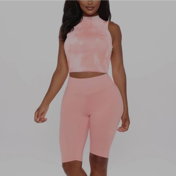 Fashion nova biker shorts - Picture 5 of 6